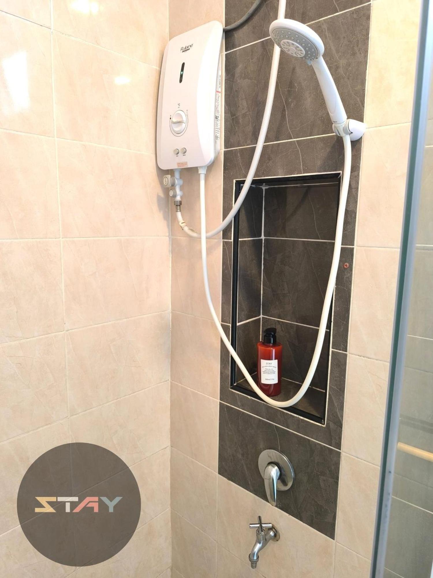 Platino 4Bedrooms Paradigm Mall Netflix By Stay Джохор-Бару Экстерьер фото